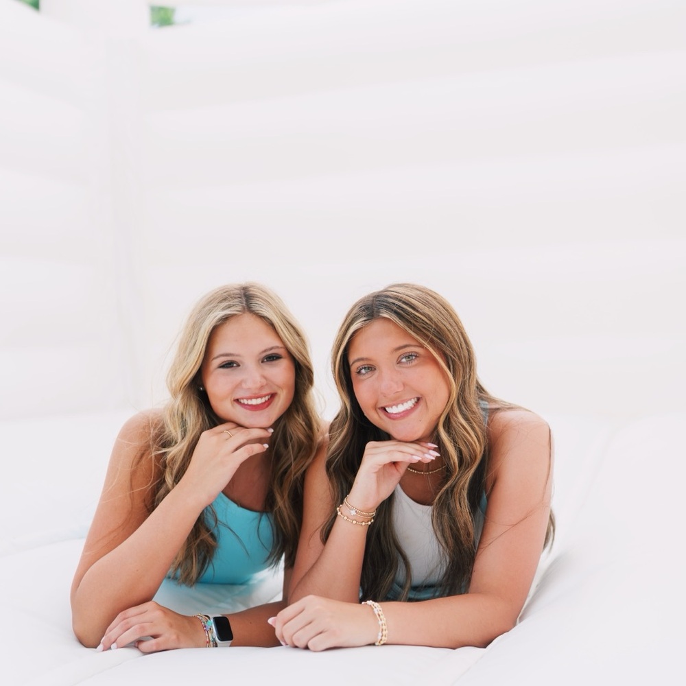 Meet your Posher, Sloane